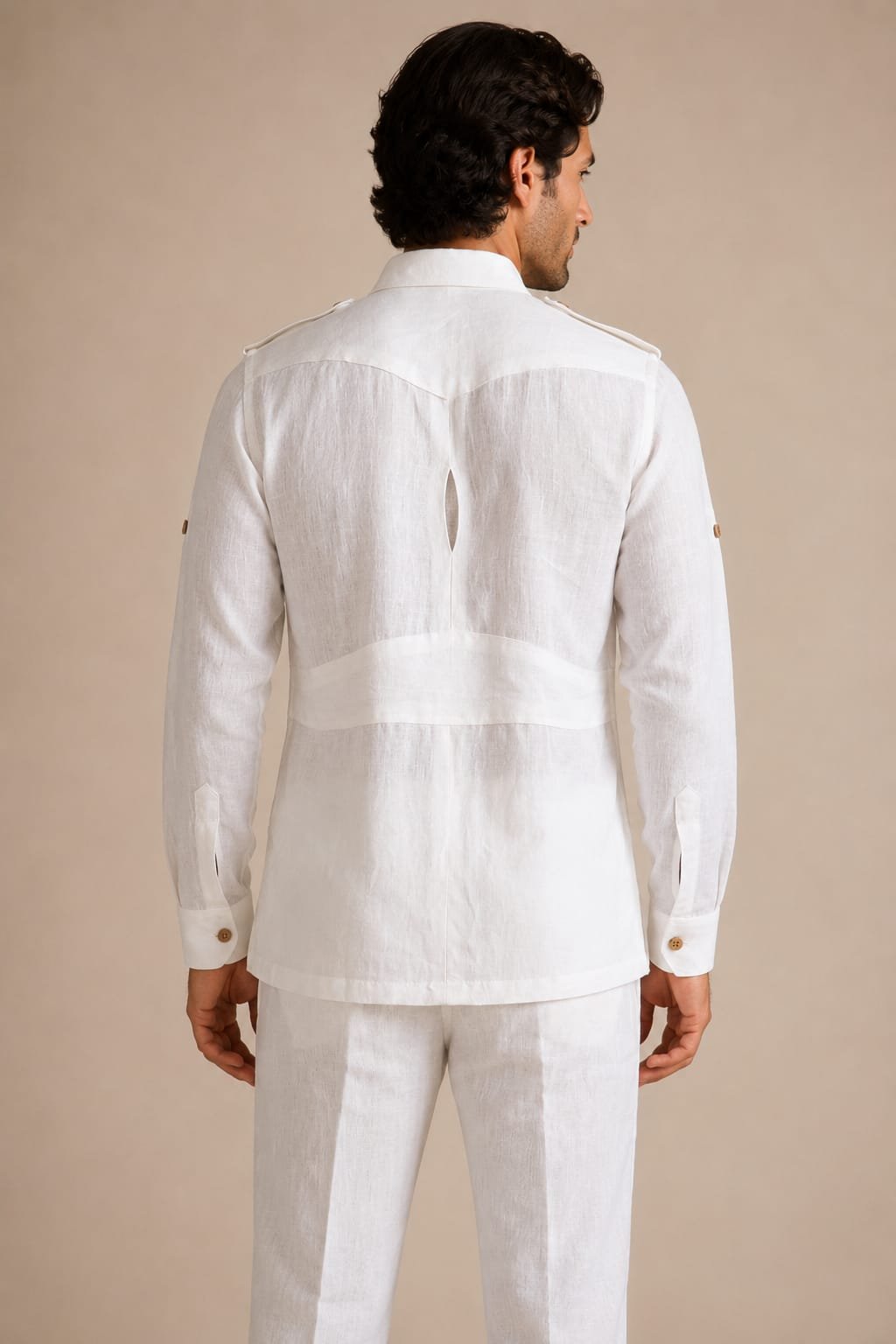 Back View – Breclo Pure Linen Hunting Shirt